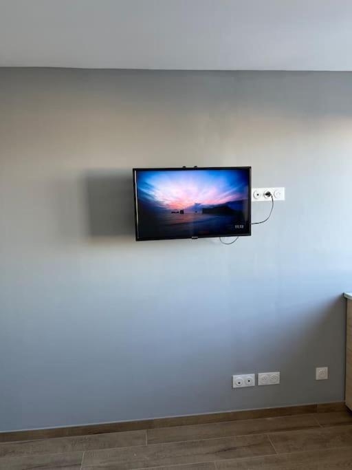 Ferienwohnung Super Studio En Face De La Gare De Mülhausen Exterior foto