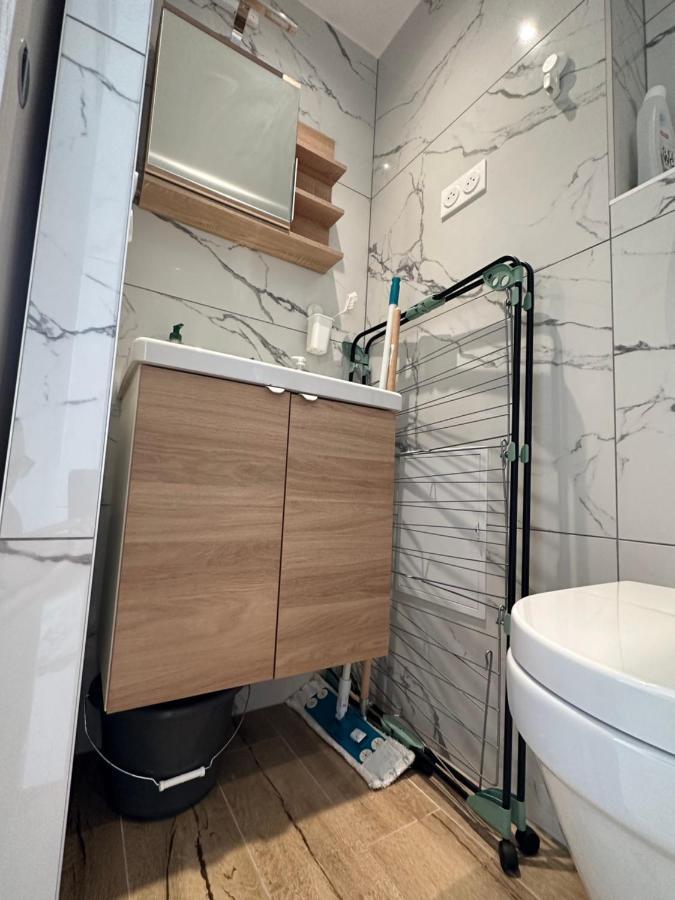 Ferienwohnung Super Studio En Face De La Gare De Mülhausen Exterior foto